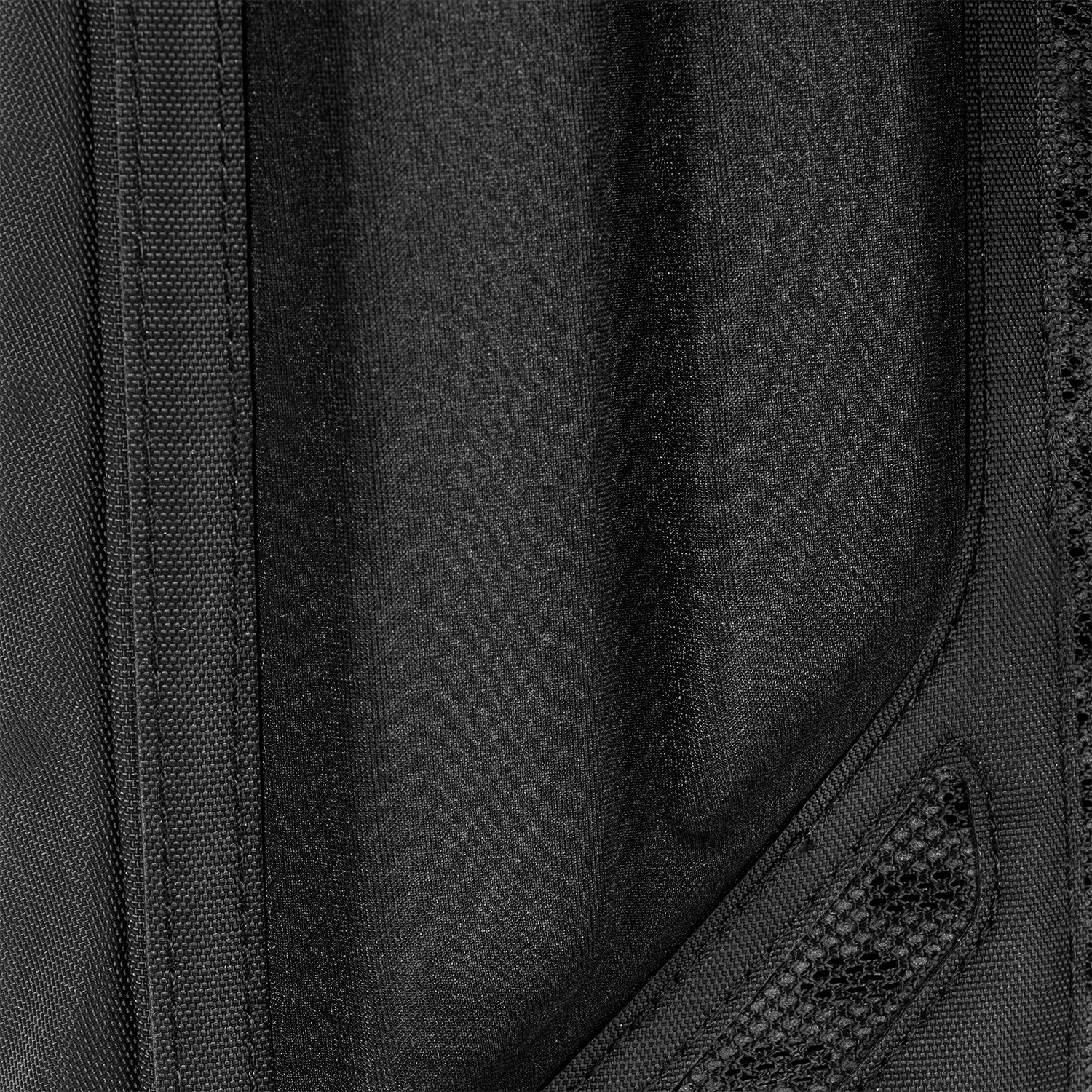 paragon-hydration-pack-y2 Paragon_Black_Texture.png