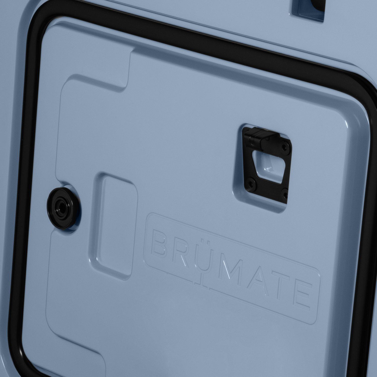ultimate-day-trip-cooler-bundle-y4 brutank-35qt-denim-bottle-opener.png