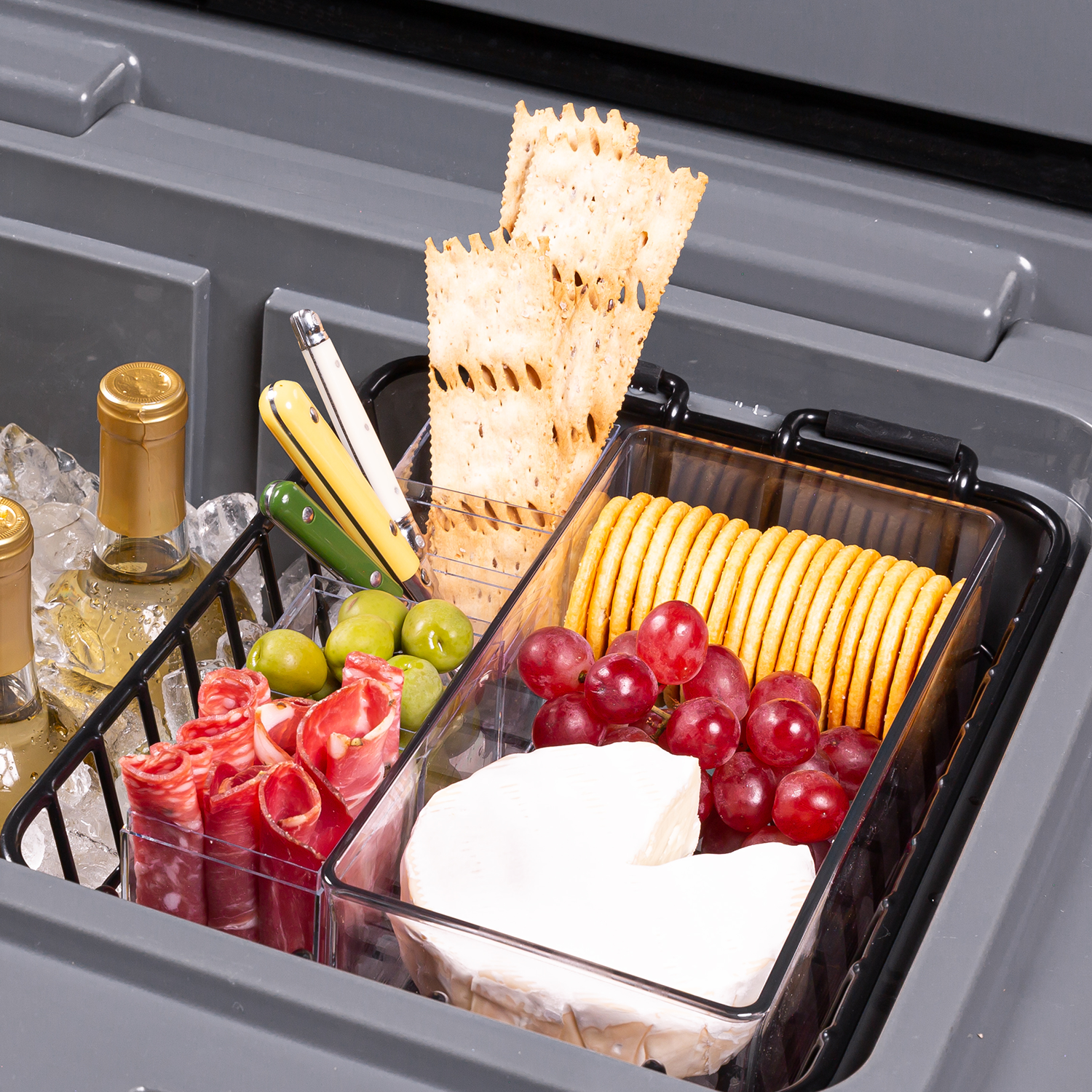 brutank-35qt-55qt-dry-rack-e0 brutank-dry-rack_accessory_alt-1.png